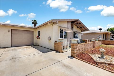 Photo of 556 San Marino St, Hemet, CA 92545 (MLS # IG26049636)