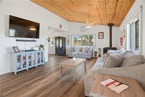 Tiny photo for 2515 Shoreline RD, Bradley, CA 93426 (MLS # NS26108048)