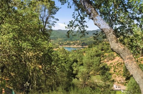 Tiny photo for 2515 Shoreline RD, Bradley, CA 93426 (MLS # NS26108048)