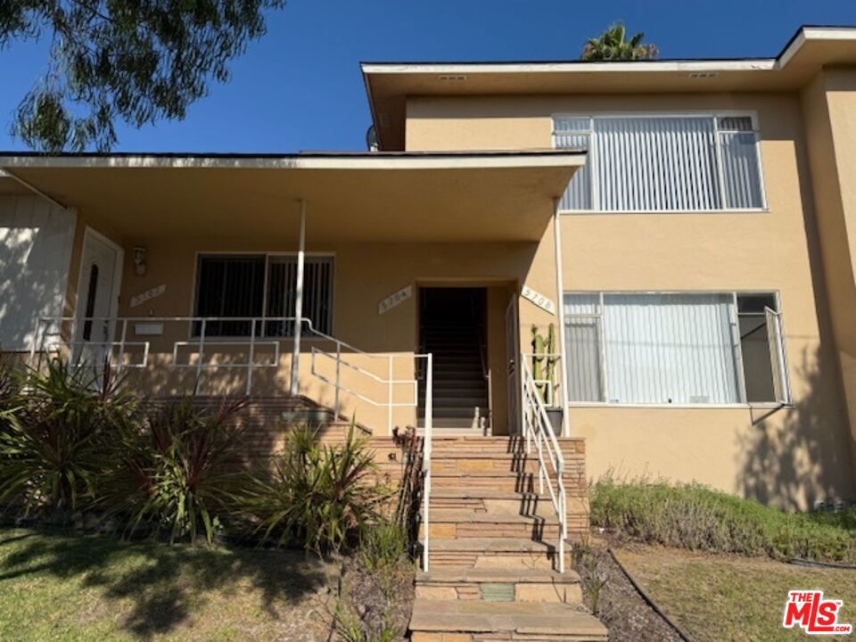 Presenting a delightful opportunity to lease a top-floor unit boasting two generously sized bedrooms and two bathrooms, nestled in the sought-after Ladera Heights neighborhood. This residence has undergone a meticulous renovation, skillfully blending modern upgrades with its charming vintage essence. The kitchen has been exquisitely transformed, featuring elegant new stone countertops that enhance both functionality and aesthetics. Throughout the unit, new window treatments have been implemented, inviting an abundance of natural light to fill each room. Gleaming hardwood floors run seamlessly from room to room, further enhancing the home's inviting atmosphere. The spacious living room offers ample space for relaxation, while the dining area complements the eat-in kitchen, making it an ideal setting for family gatherings or entertaining guests. Each of the two bedrooms is generously sized and equipped with substantial closet space, complemented by built-in storage solutions for added organization. Hallway built-ins provide further storage convenience, optimizing the unit's functionality. You will also appreciate the in-unit laundry area, complete with a washer and dryer for your convenience. Additionally, this exceptional unit includes a private two-car garage, ensuring secure and easy access to your vehicles. Call to schedule a showing today!