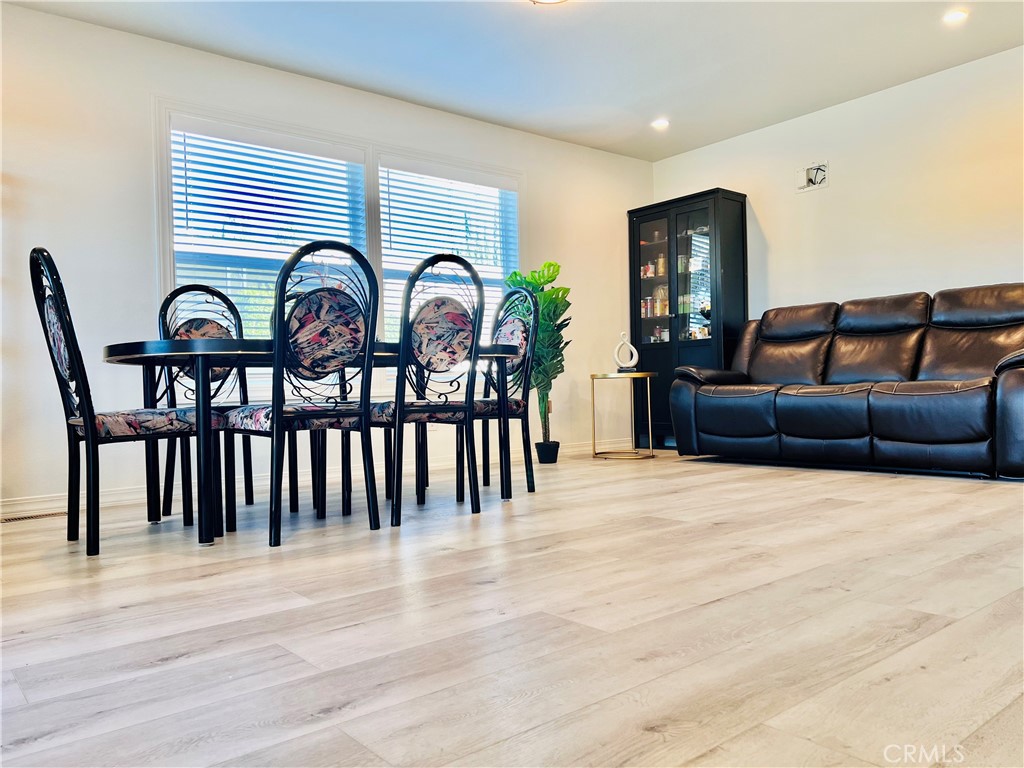 5800 Hamner Avenue 568