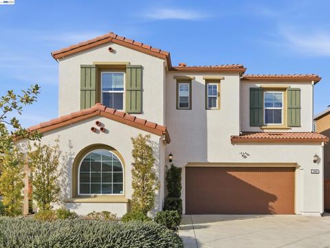 Photo of 2481 Azalea Ave Ave, Tracy, CA 95376 (MLS # 41131823)
