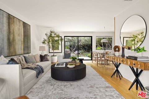 Photo of 5808 Vicstone Court, Culver City, CA 90232 (MLS # 26990785)