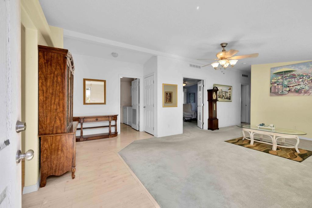 Desert Sands Mobile - Manufactured In Park