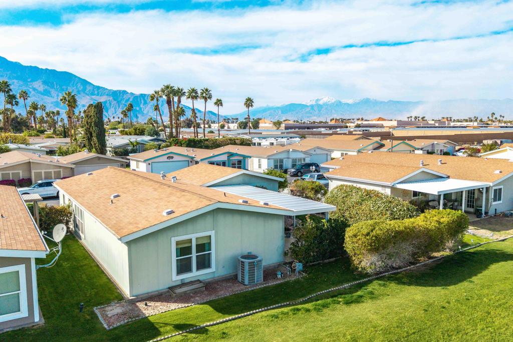 Desert Sands Mobile - Manufactured In Park