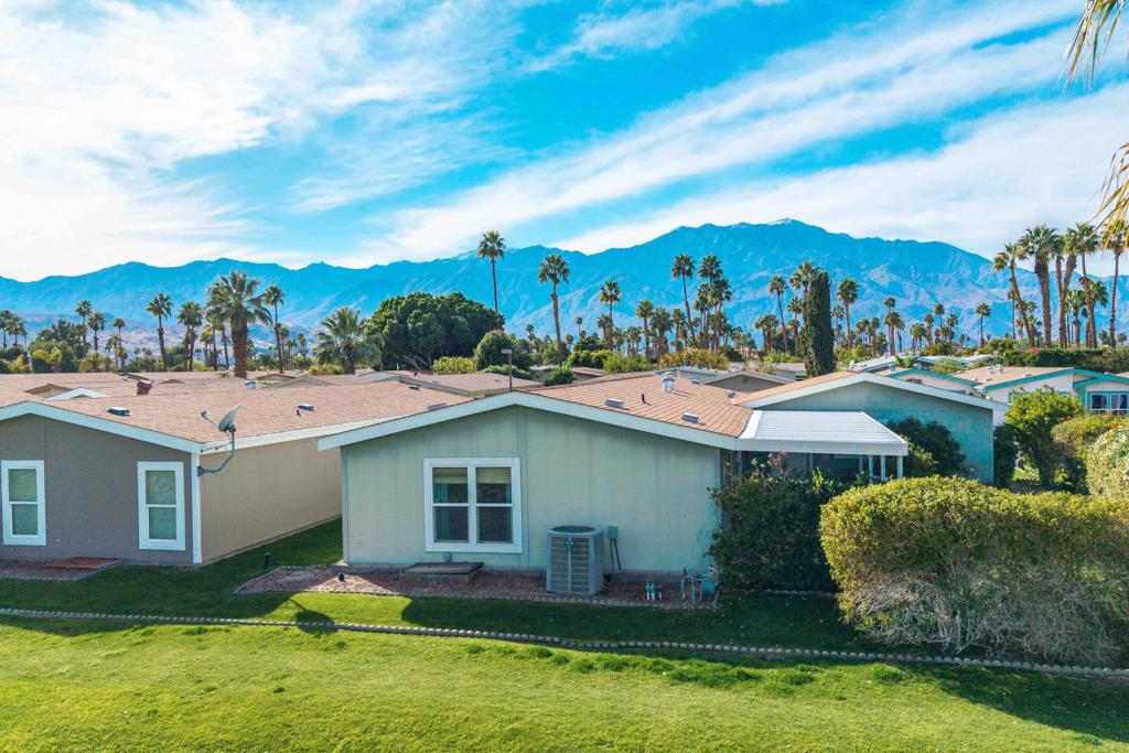 Desert Sands Mobile - Manufactured In Park