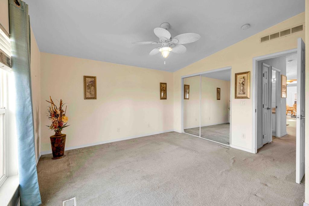 Desert Sands Mobile - Manufactured In Park