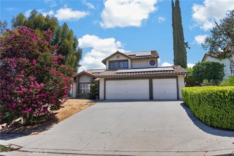 Photo of 17418 Tuscan Drive, Granada Hills, CA 91344 (MLS # SR26173364)