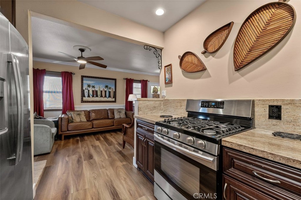 1527 W Balboa, Newport Beach CA 92663 - Photo 28