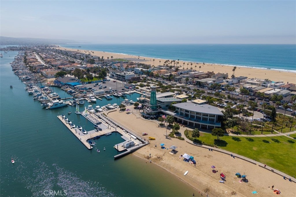 1527 W Balboa, Newport Beach CA 92663 - Photo 44