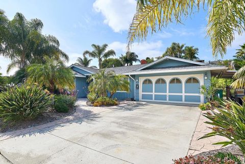 Photo of 4818 Refugio Avenue, Carlsbad, CA 92008 (MLS # NDP2602428)