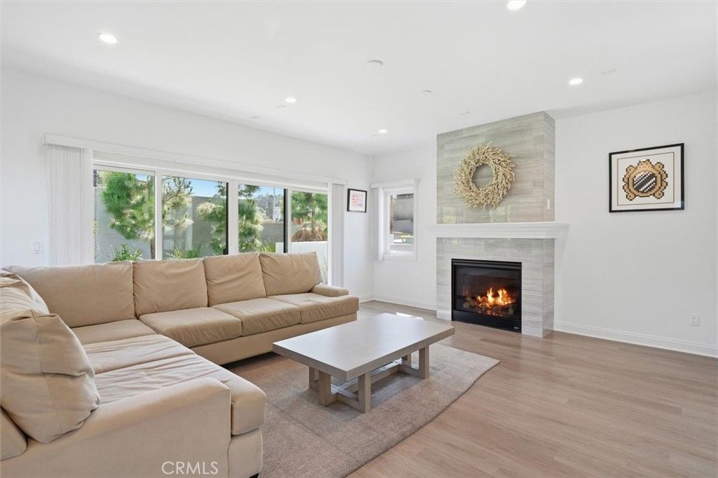 Photo of 25628 Rolling Hills Way, Torrance, CA 90505 (MLS # SB26095534)