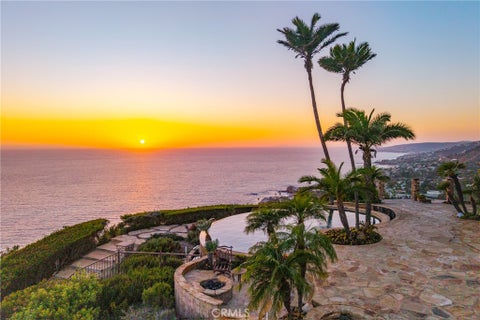 Photo of 29 Vista Del Sol, Laguna Beach, CA 92651 (MLS # LG26206583)