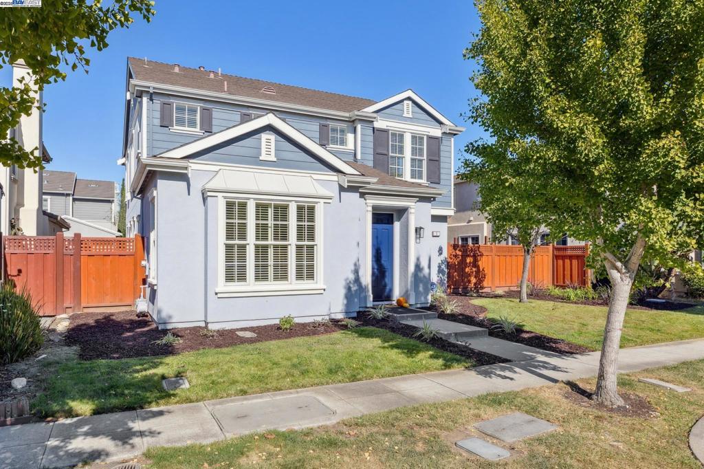 BAY PORT - Residential