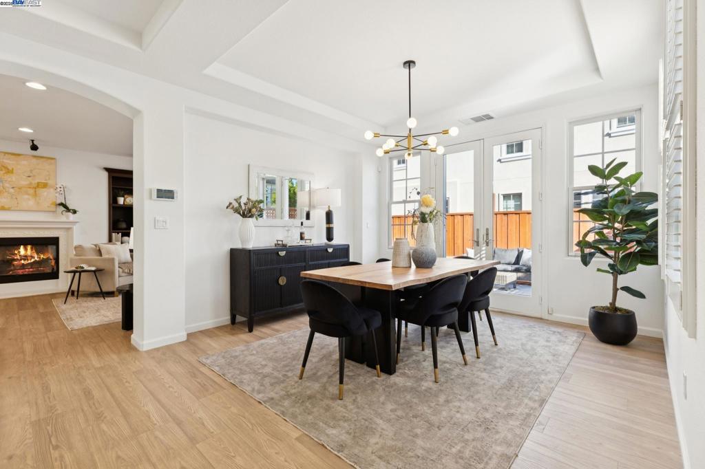 BAY PORT - Residential