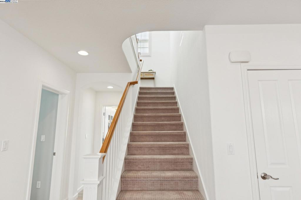 BAY PORT - Residential