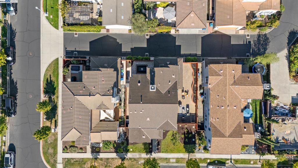 BAY PORT - Residential