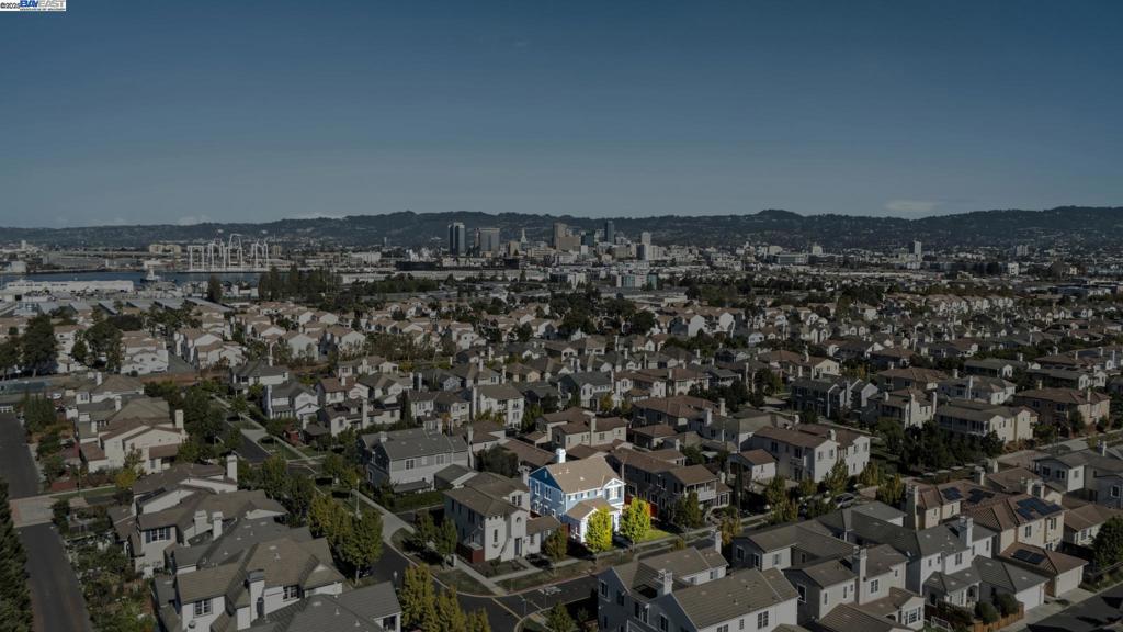 BAY PORT - Residential