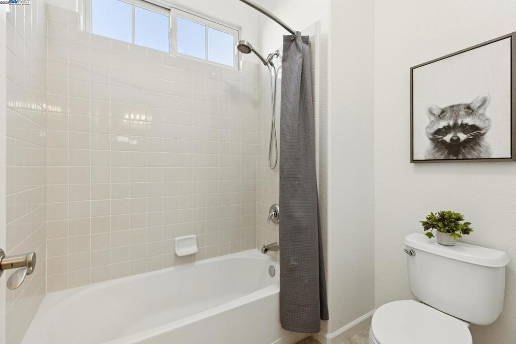 BAY PORT - Residential