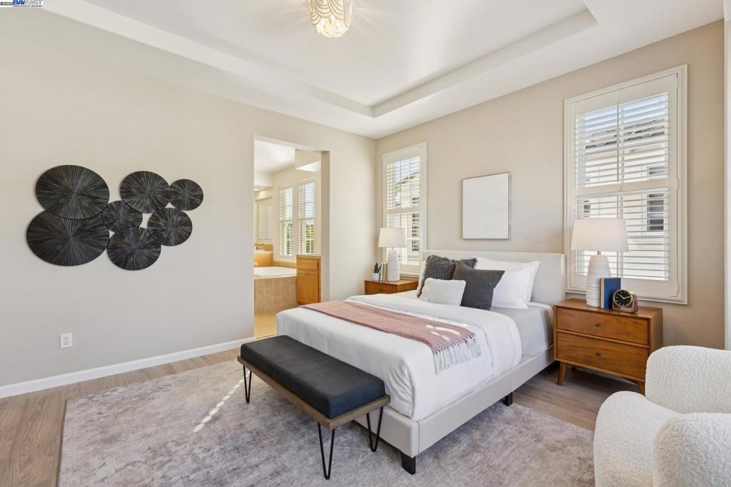 BAY PORT - Residential