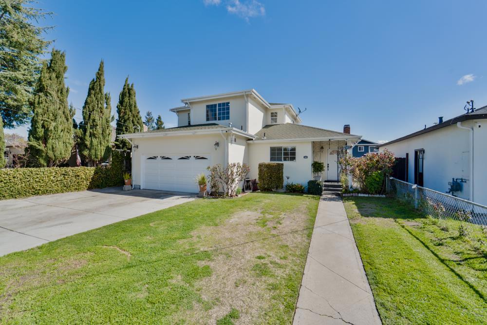 Properties 1 240 Daphne Way