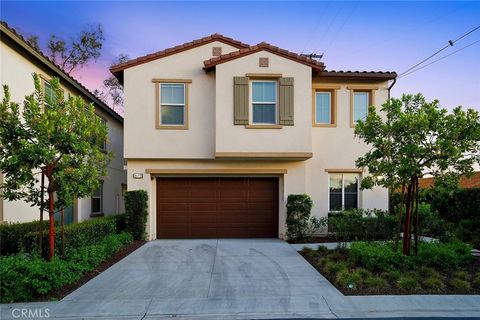 Photo of 4689 Holly Avenue, Long Beach, CA 90805 (MLS # RS26092565)