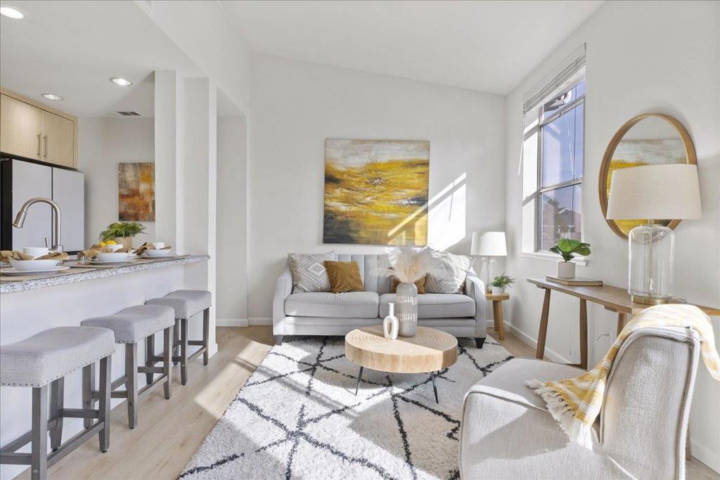 1065 Saginaw Terrace 304