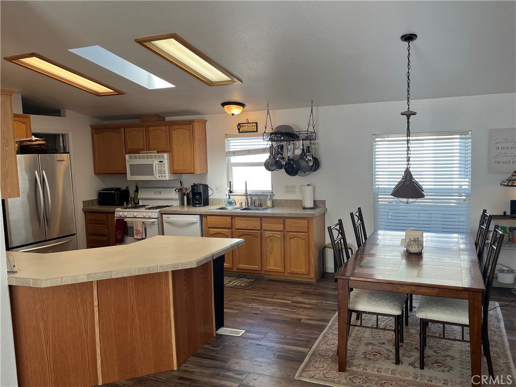 39950 7 Oaks 41