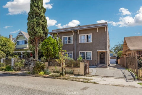 Photo of 1528 2nd Avenue, Los Angeles, CA 90019 (MLS # PW26198749)
