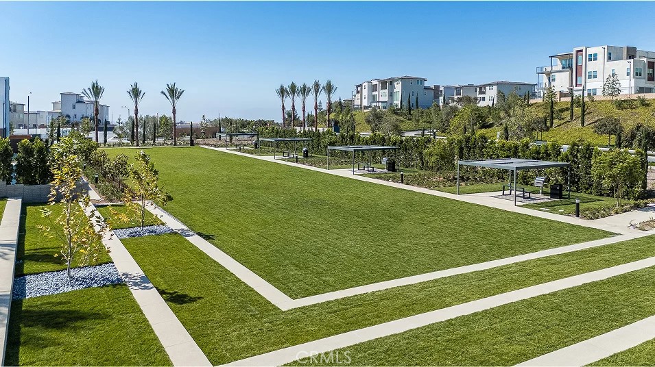 Ridgeview at Metro Heights - Residential