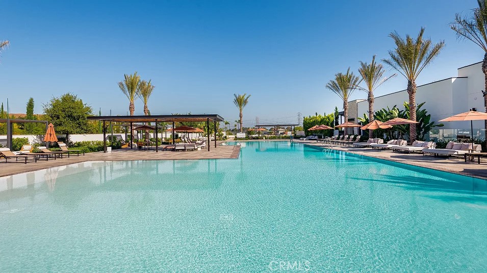 Ridgeview at Metro Heights - Residential