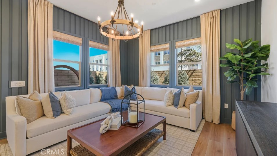 Ridgeview at Metro Heights - Residential