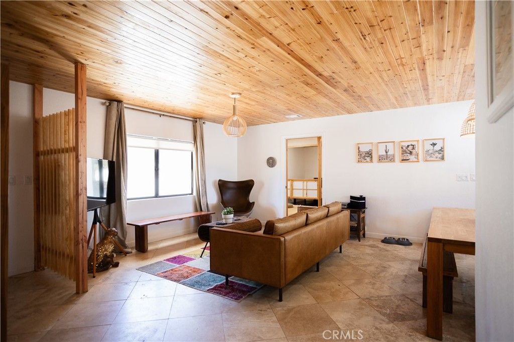 listing image 130727194067678867256