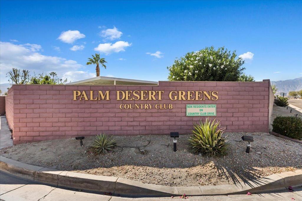Palm Desert Greens - Manufactured In Park