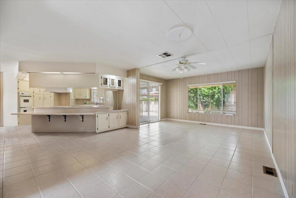 Palm Desert Greens - Manufactured In Park