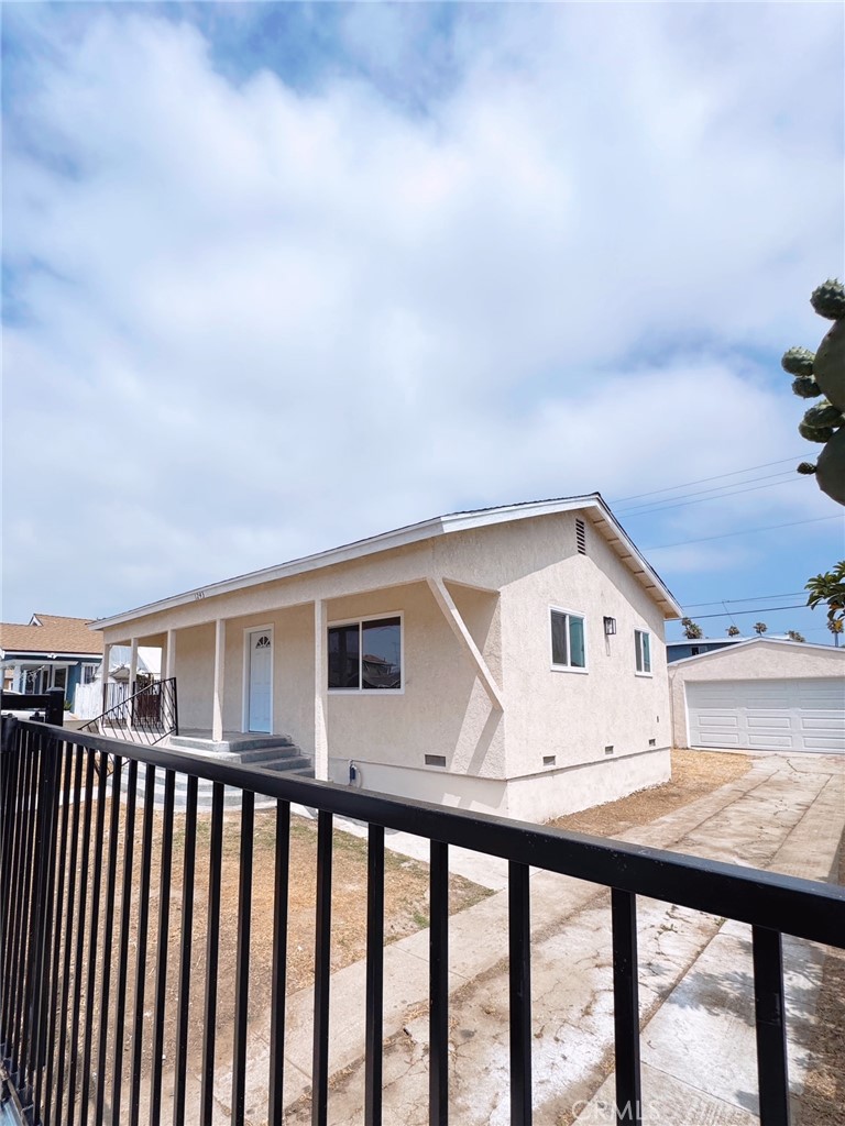 1243 W 98TH Street