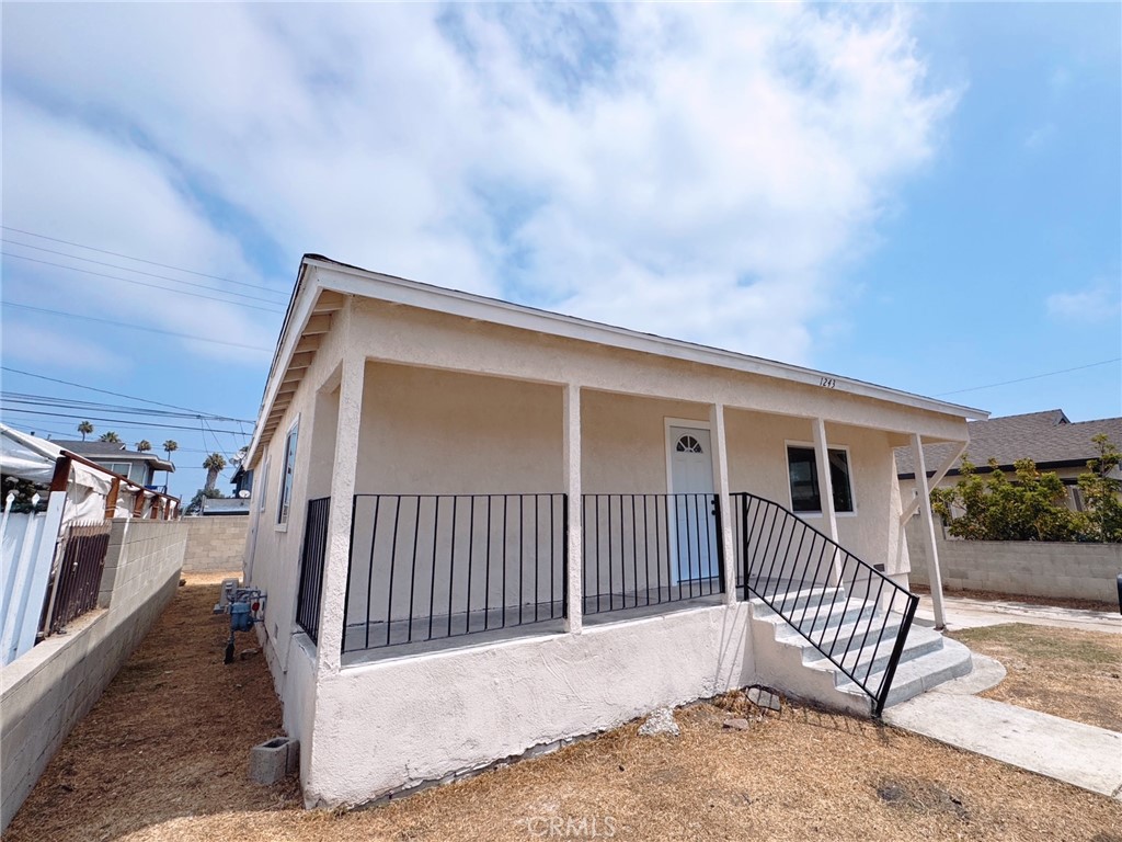 1243 W 98TH Street