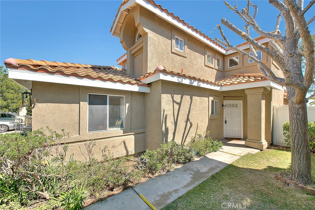 15681 Ladera Vista