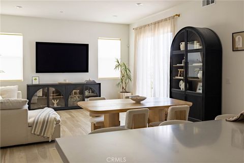 Photo of 147 Sash, Irvine, CA 92618 (MLS # OC25122889)