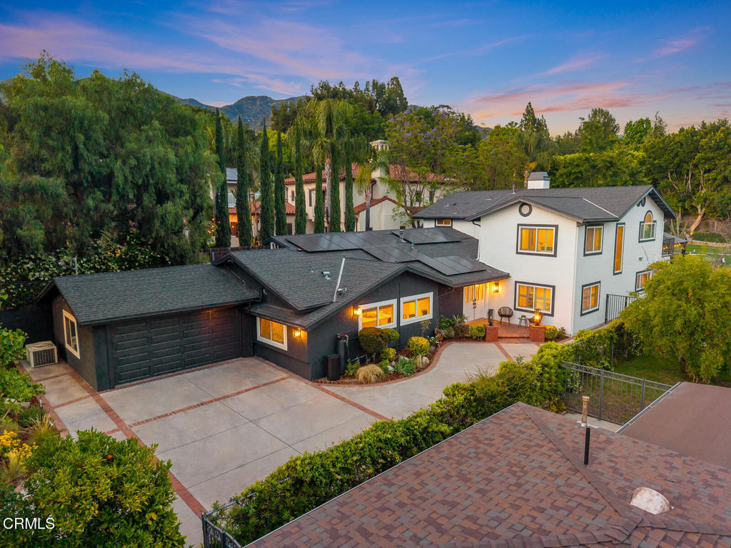 Properties 3 4754 Palm Drive