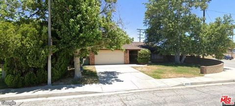 Photo of 42802 Sachs Drive, Lancaster, CA 93536 (MLS # 24442187)