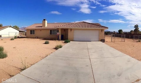 Photo of 22607 Lucilla RD, Apple Valley, CA 92308 (MLS # PF26215461)