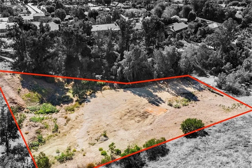 Anaheim Hills, California 92808, United States, ,Land,Pending,122674