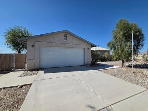 Photo of 1553 Black Sea Avenue, Thermal, CA 92274 (MLS # 219152614DA)