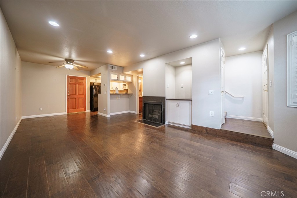 Welcome to Arthur Ave! Welcome to this beautifully maintained 2-bedroom plus a lovely bonus area that is perfect for a 3rd bedroom loft type, with 3-bathrooms this townhome is nestled in a sought-after community. Gated with 2 car garage that connects to the unit! Offering nearly 1200 sq. ft. of thoughtfully designed living space, this home combines style, comfort, and convenience in one inviting package.
Step inside to find a bright and welcoming living room, highlighted by custom plantation shutters and a charming fireplace, creating a warm atmosphere perfect for relaxing evenings or entertaining guests. The open floor plan flows seamlessly from the living area to the dining space and kitchen, making gatherings a breeze. Upgrades shutters!
Upstairs, you’ll find two generously sized bedrooms, each offering comfort and privacy. With three full bathrooms, there’s plenty of convenience for both residents and guests. and right in between 2 bedrooms you have the loft or extra 3rd bedroom!
This home also includes a spacious two-car attached garage, providing direct access and ample storage. washer and dryer room upstairs, 2 balconies! Beyond your doorstep, the community offers wonderful amenities, including a sparkling pool where you can cool off on warm days or simply unwind,
this townhome offers the best of both worlds—plenty of open space and privacy, yet close to shopping, dining, schools, and easy commuter routes. Whether you’re looking for a first home, a smart investment, or a low-maintenance lifestyle, this property is an excellent choice.
Don’t miss your chance to make this beautiful townhome your own—schedule a showing today!