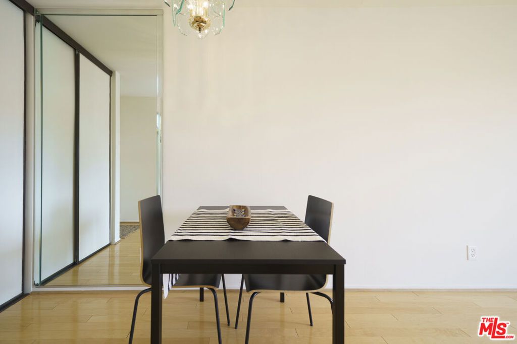 Photo of 1119 Albany Street #335, Los Angeles, CA 90015 (MLS # 25631963)