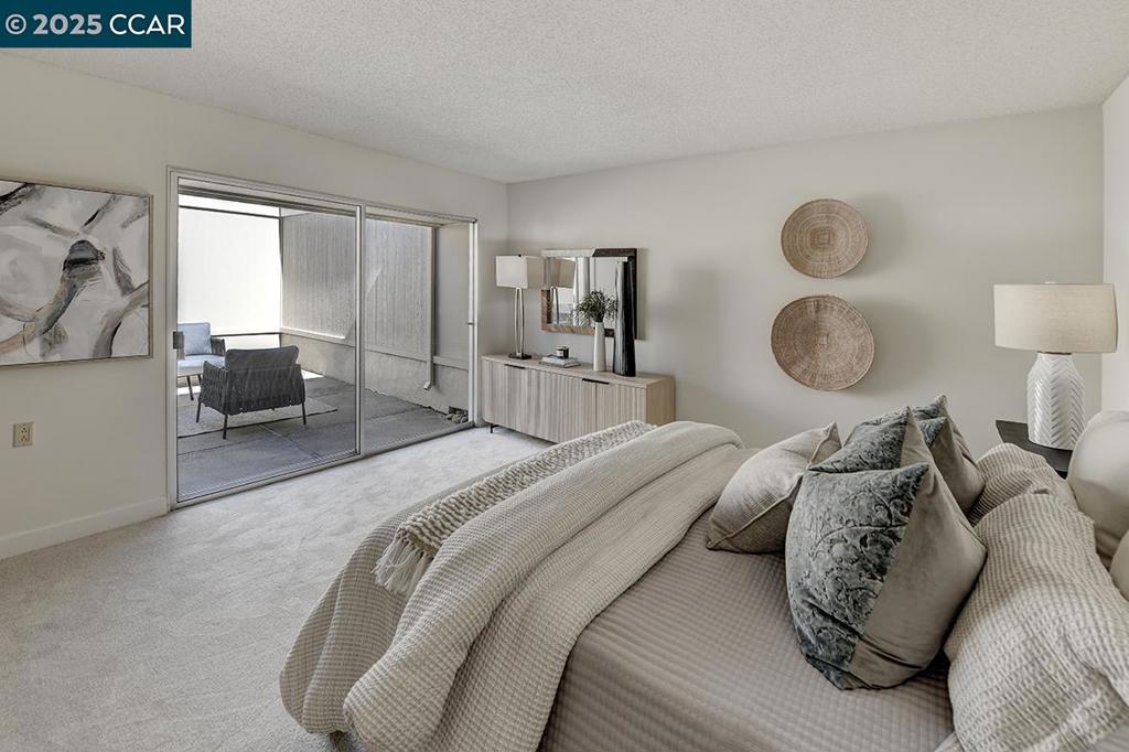 ROSSMOOR - Residential