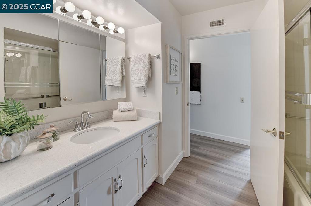 ROSSMOOR - Residential