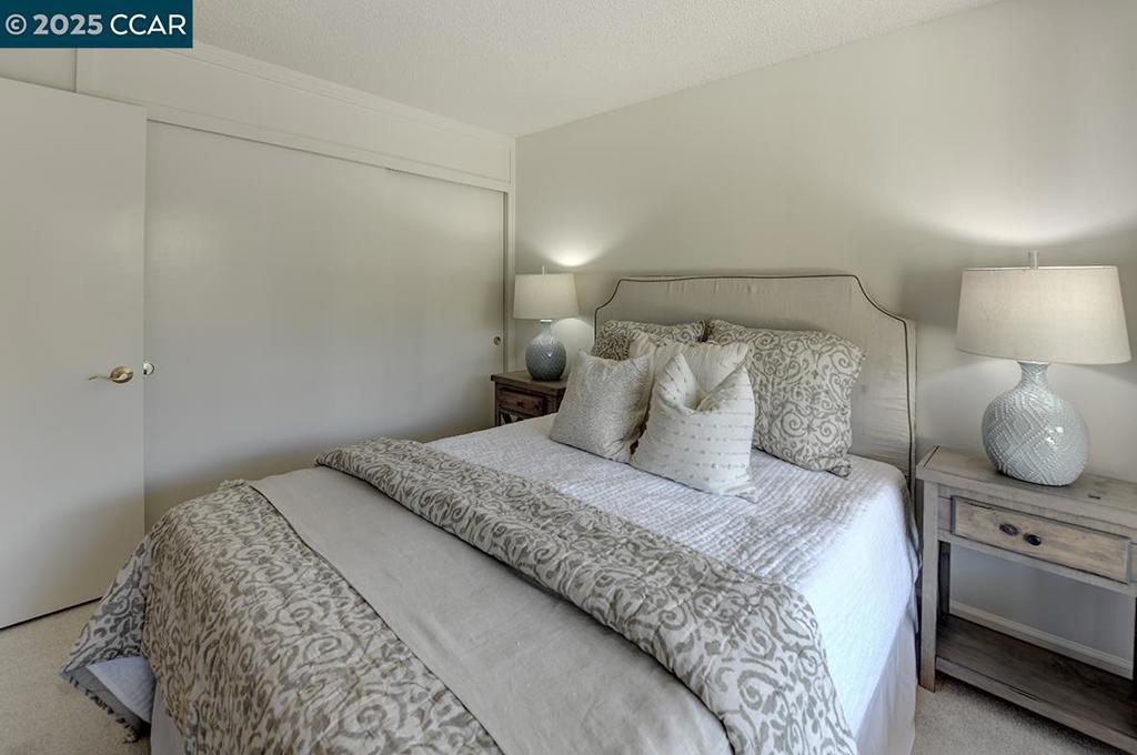 ROSSMOOR - Residential