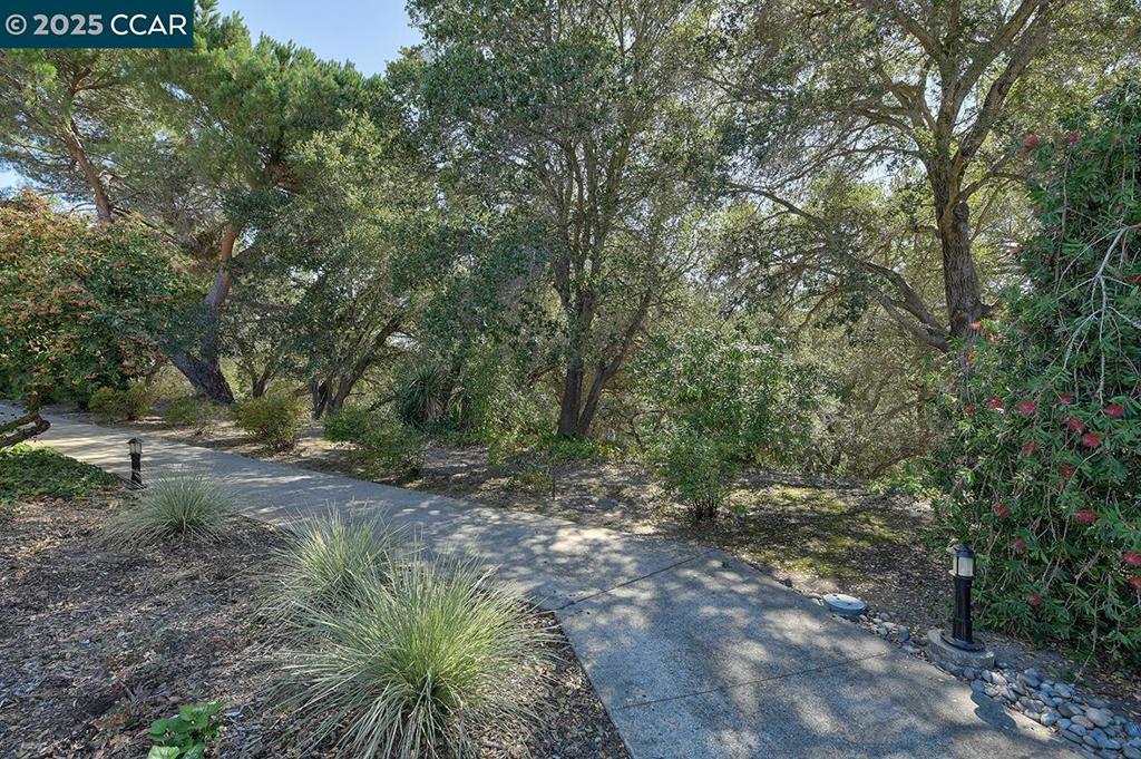 ROSSMOOR - Residential